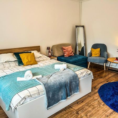Villa Blue City Apartman Szekszárd Exteriör bild